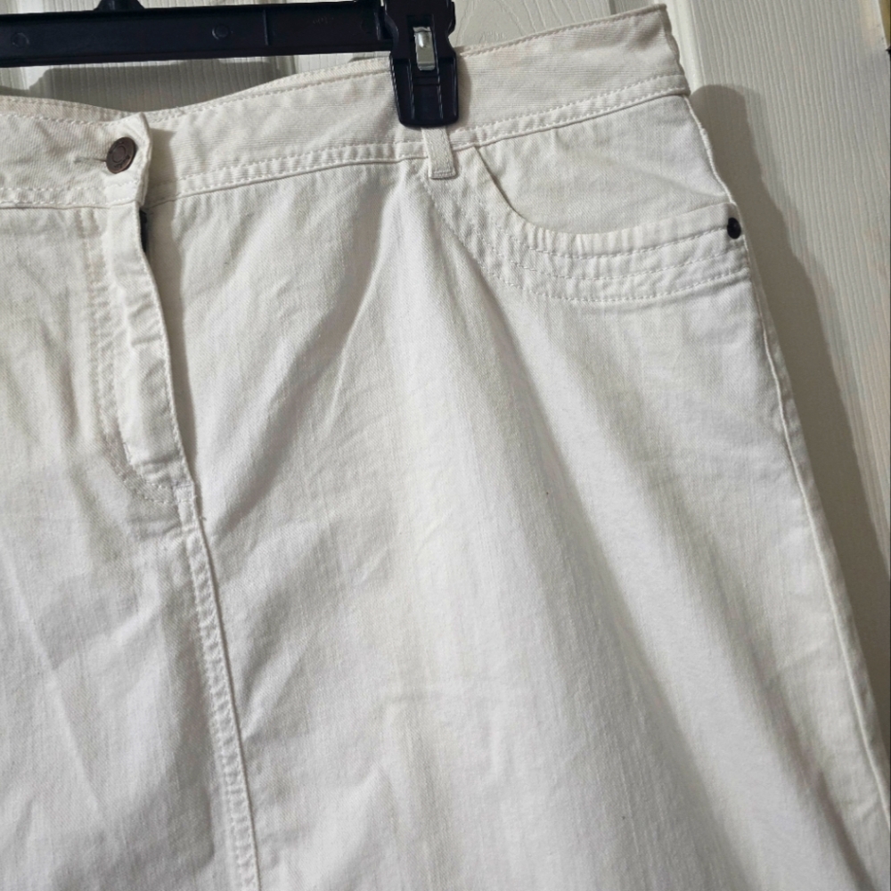 Boden White Stretch Denim Midi Skirt, Classic Summer Staple, Size 16L, EUC! - Picture 4 of 11